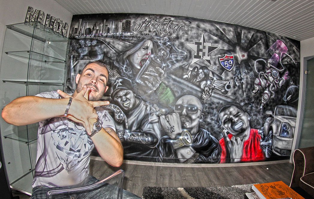 Fresque peinture aérographe salon de tatouage