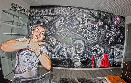 Fresque peinture aérographe salon de tatouage